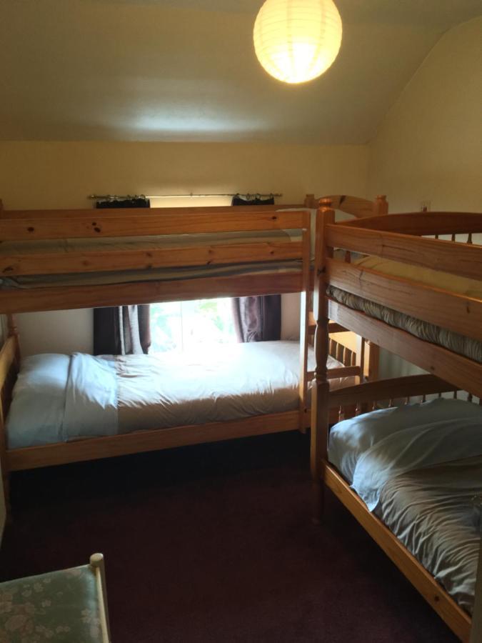 Pantyrathro International Hostel Carmarthen Extérieur photo